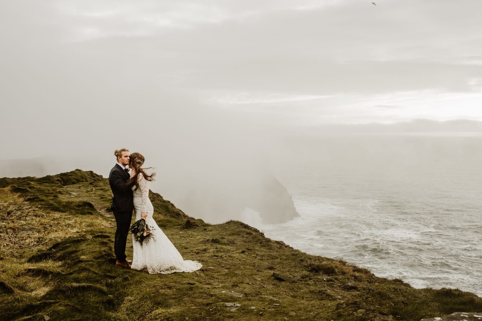 An elopement in Ireland by Destination Wedding Photographer Wild Connections Photography