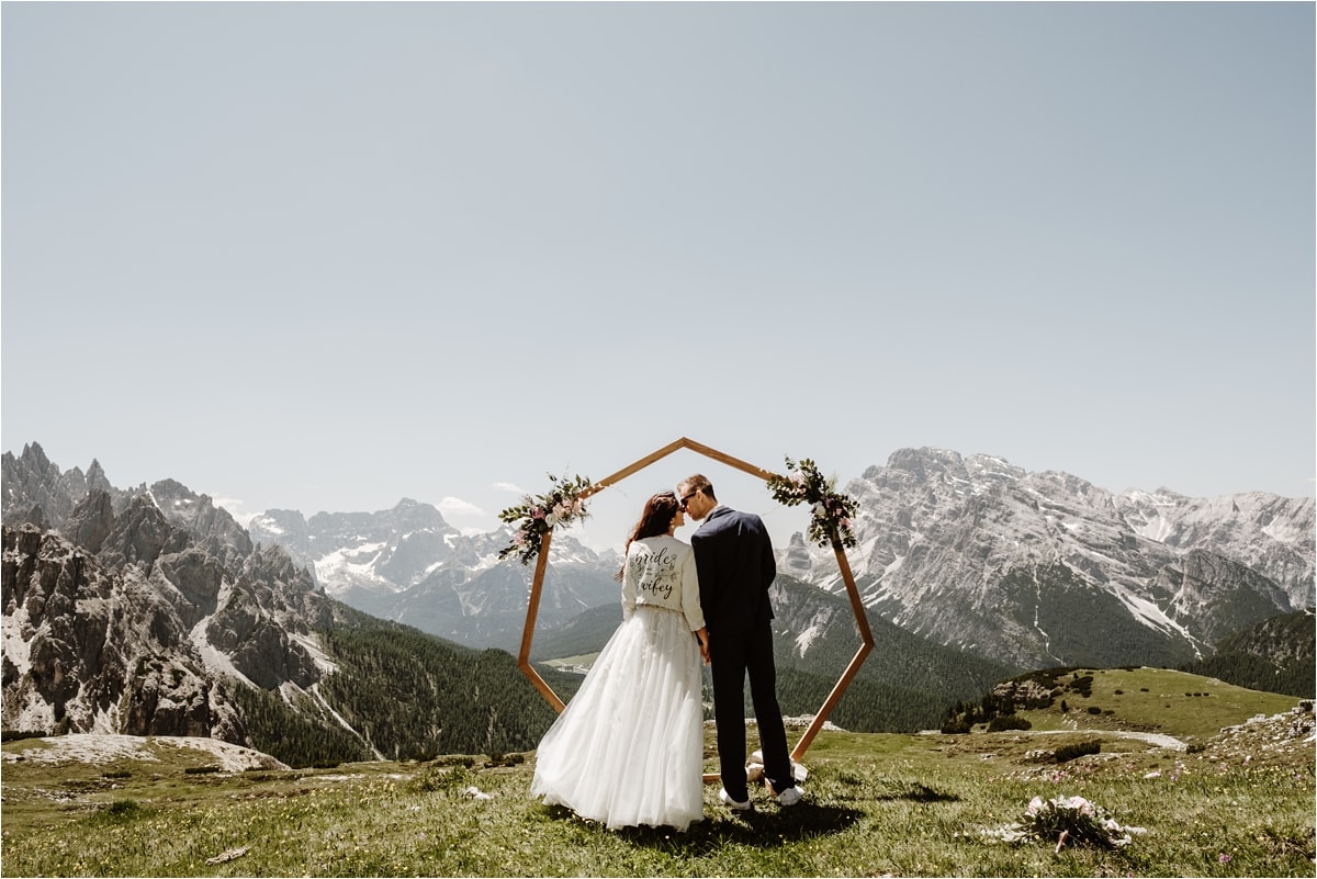 Elopement ceremony in the Dolomites by Wild Connections Photography